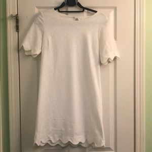 White short sleeve dress